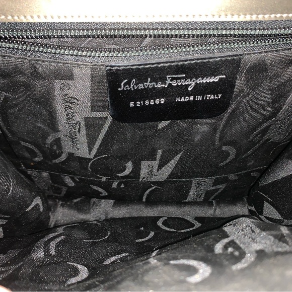 Salvatore Ferragamo Gancini Vintage gray top handle bag - Picture 4 of 11